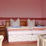 Alt Reddevitz Vendégház 4*