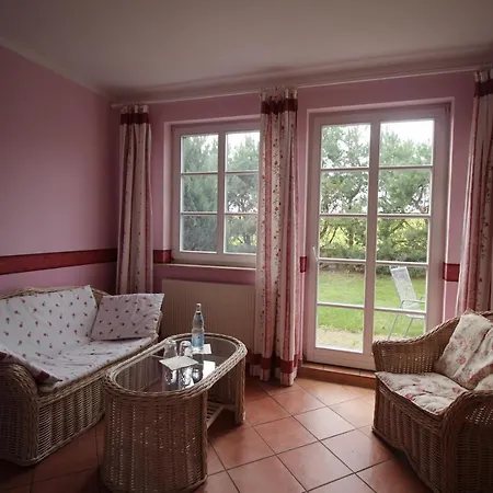 Guest house Alt Reddevitz 4*