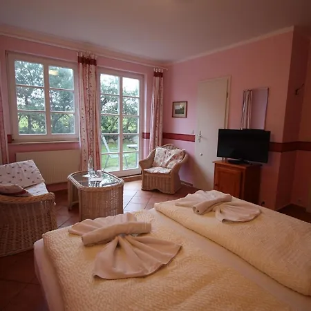 Alt Reddevitz Guest house