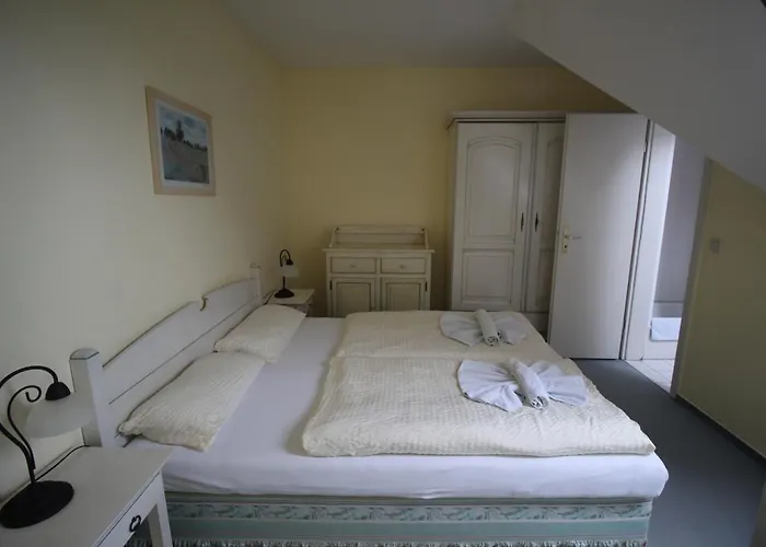 Alt Reddevitz Gasthof Middelhagen