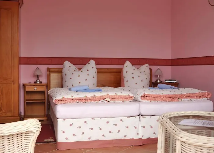 Alt Reddevitz Gasthof 4*